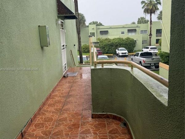11091 NW 7th St , Unit 202-16, Doral, FL 33172