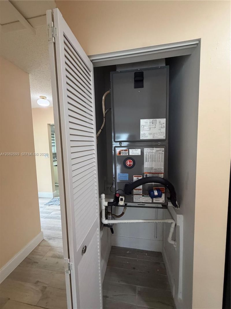 11091 NW 7th St, Unit 202-16, Doral, FL 33172 Photo