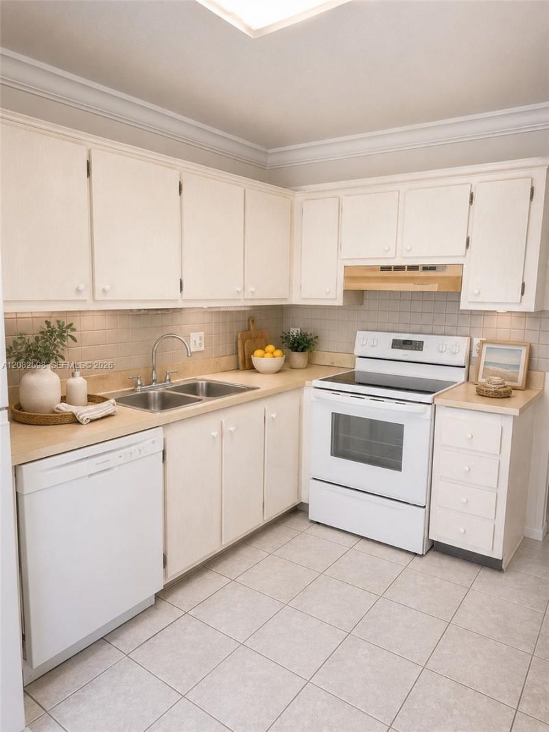 238 SW 1st St, Unit F-1, Pompano Beach, FL 33060 Photo