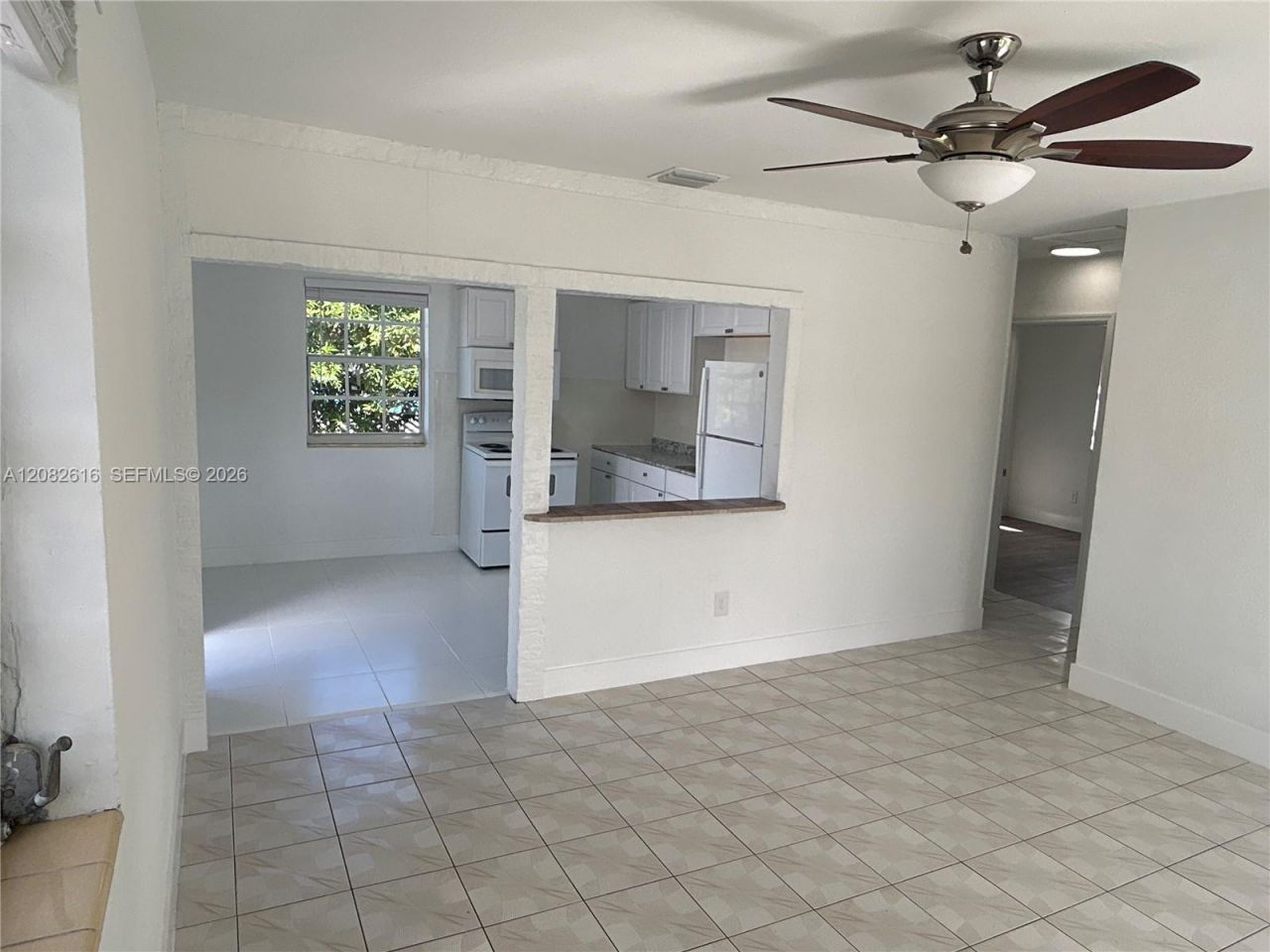 725 SW 8th Ave, Unit A, Hallandale Beach, FL 33009 Photo