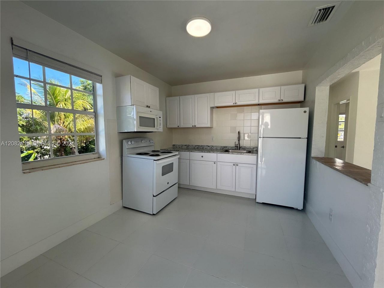 725 SW 8th Ave, Unit A, Hallandale Beach, FL 33009 Photo