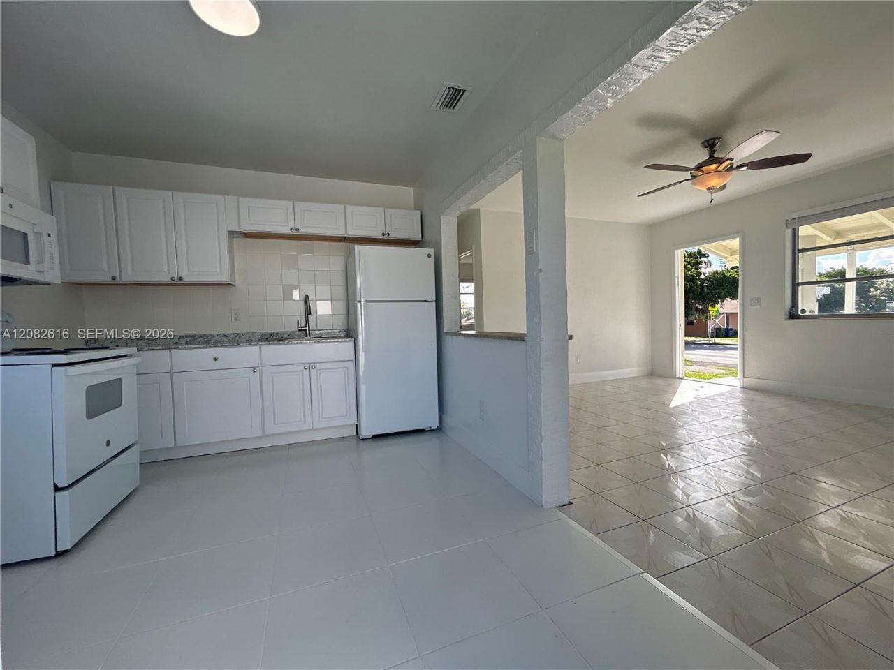 725 SW 8th Ave, Unit A, Hallandale Beach, FL 33009 Photo