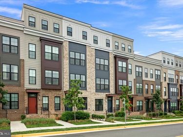 7371 ARLINGTON BOULEVARD, FALLS CHURCH, VA 22042