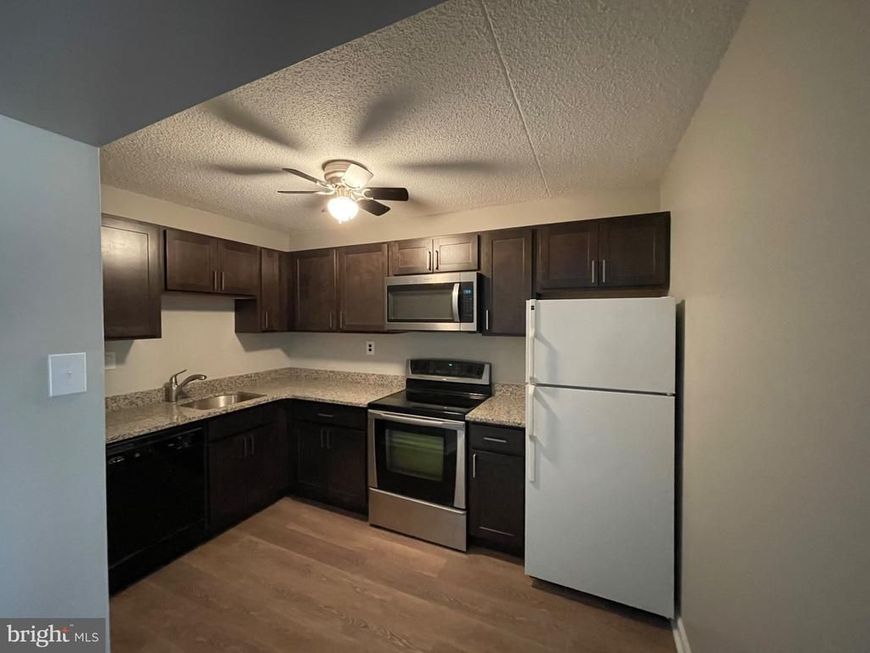 860 A Putnam Boulevard, Unit 69A, Wallingford, PA 19086 Main Photo
