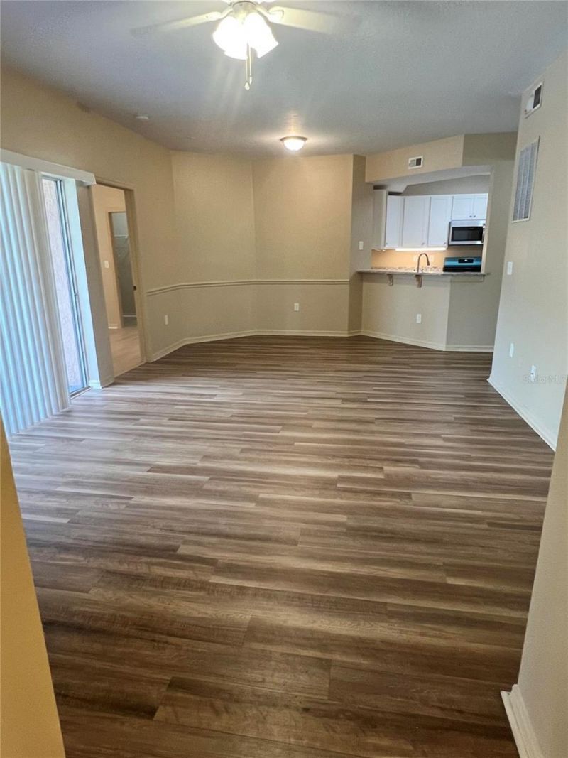 5512 Metrowest Boulevard, Unit 12-201, Orlando, FL 32811 Photo