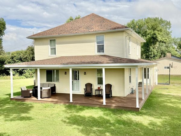 920 16TH Street E, Langdon, ND 58249