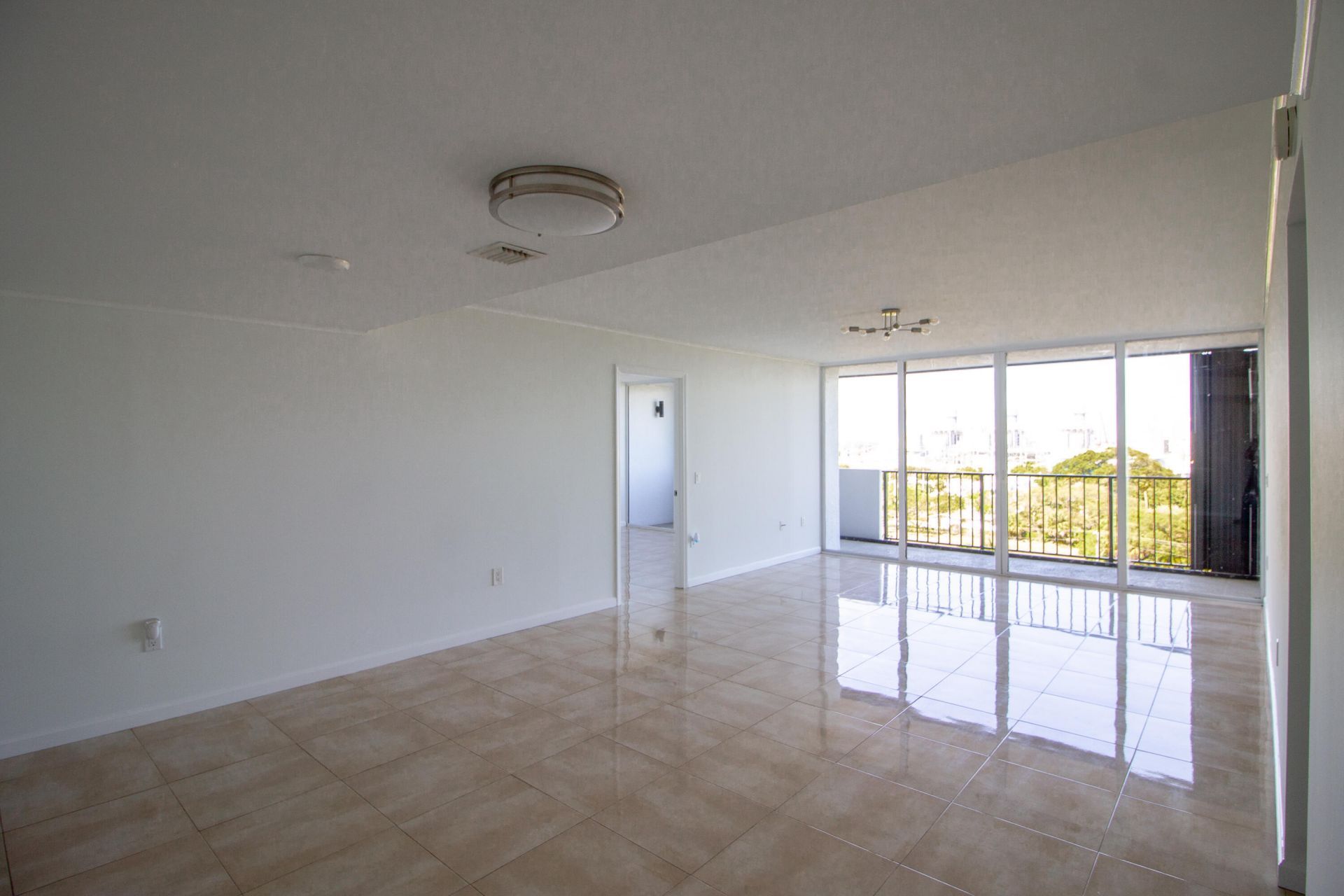 5600 N Flagler Drive, West Palm Beach, FL 33407 Photo