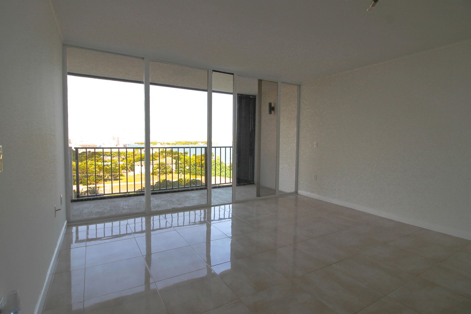 5600 N Flagler Drive, West Palm Beach, FL 33407 Photo