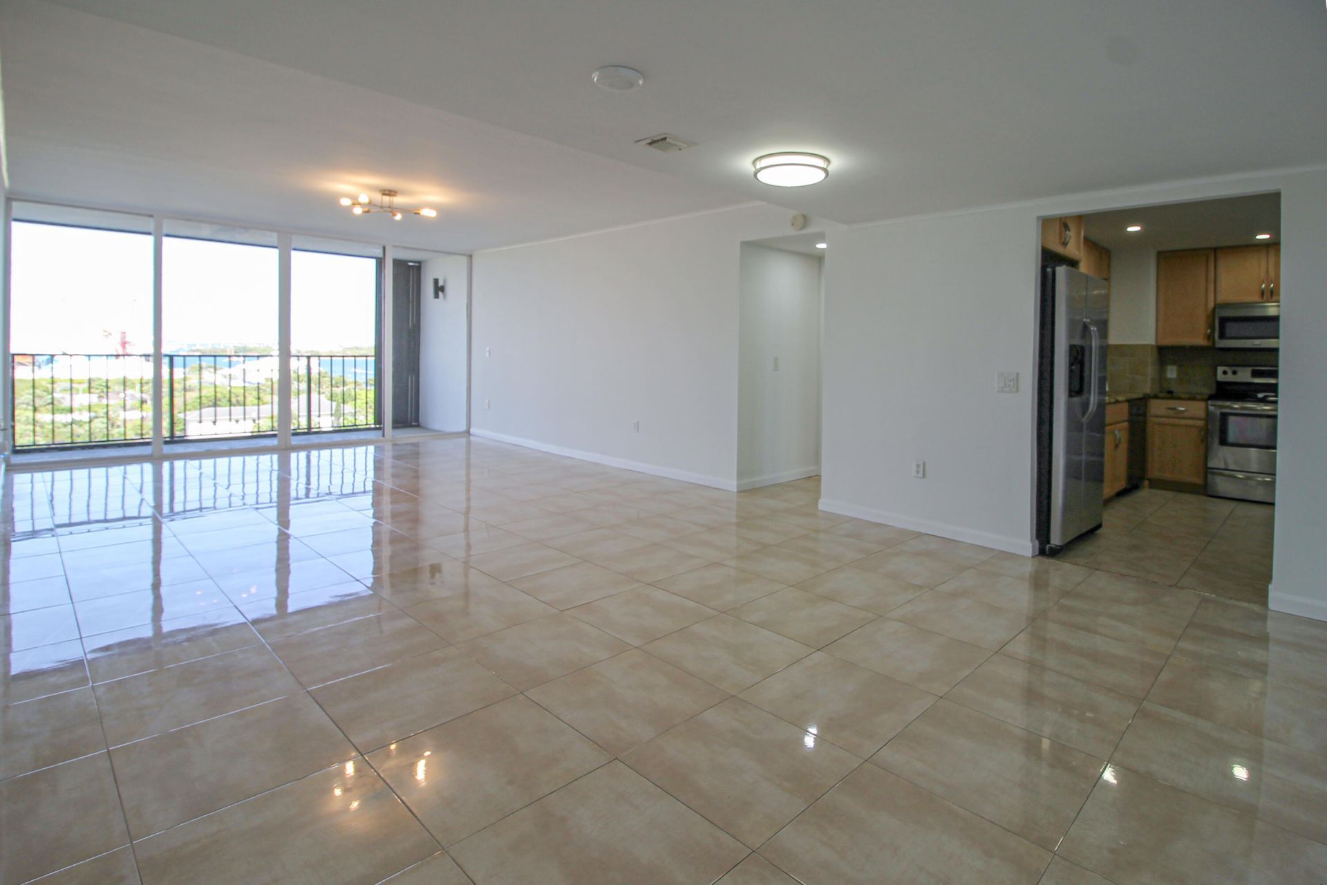 5600 N Flagler Drive, West Palm Beach, FL 33407 Photo