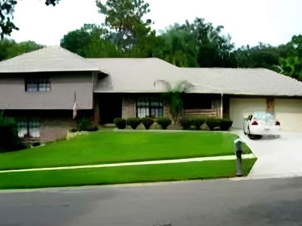 2534 Laurelwood Lane , Other Florida, FL 33596