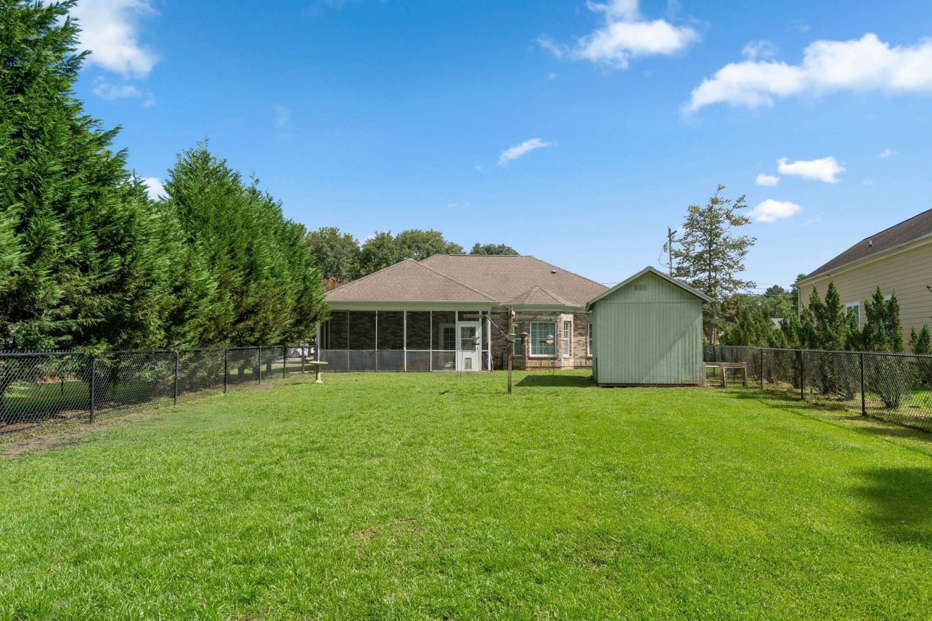 305 Brace Dr. Photo 36