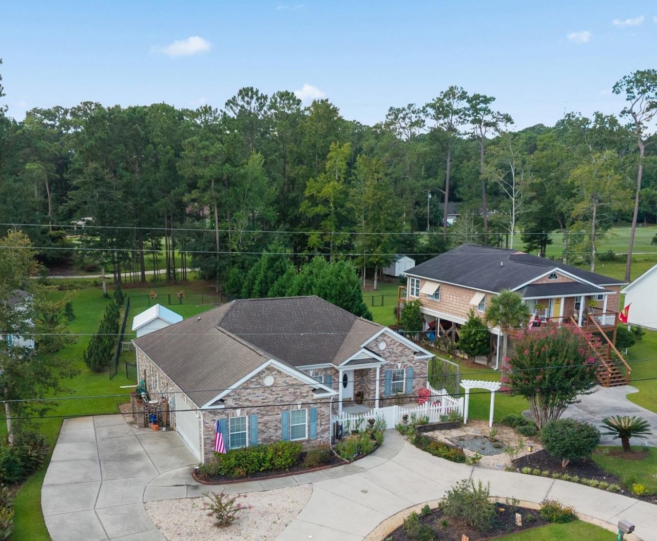 305 Brace Dr. Photo 5
