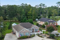 305 Brace Dr. photo 4
