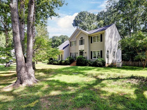 5548 Swan Road, Williamsburg, VA 23188