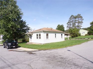 876 Marietta Avenue , Whitesville, NY 14897
