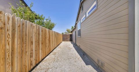 7565 Halifax Drive, Reno, NV 89506 Photo