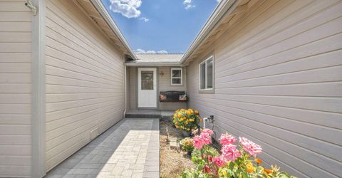 7565 Halifax Drive, Reno, NV 89506 Photo