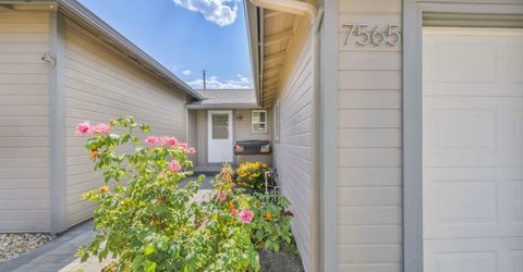 7565 Halifax Drive, Reno, NV 89506 Photo