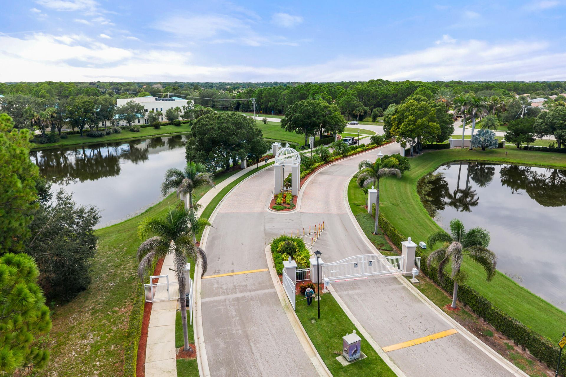 531 SW Lake Manatee Way, Port Saint Lucie, FL 34986 Photo