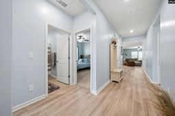 313 Fox Glen Drive photo 4