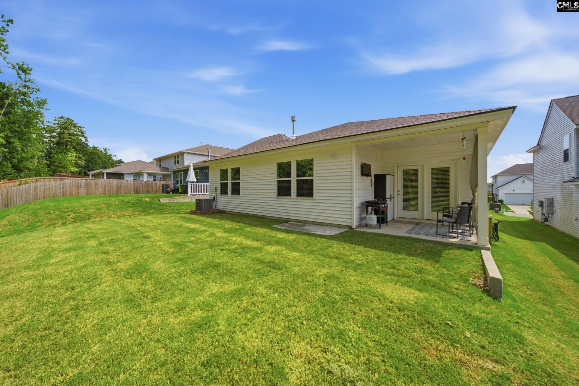 313 Fox Glen Drive Photo 24