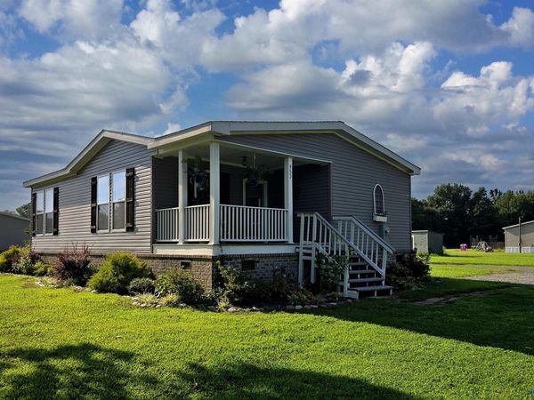 953 Briarwood Drive, Arab, AL 35016