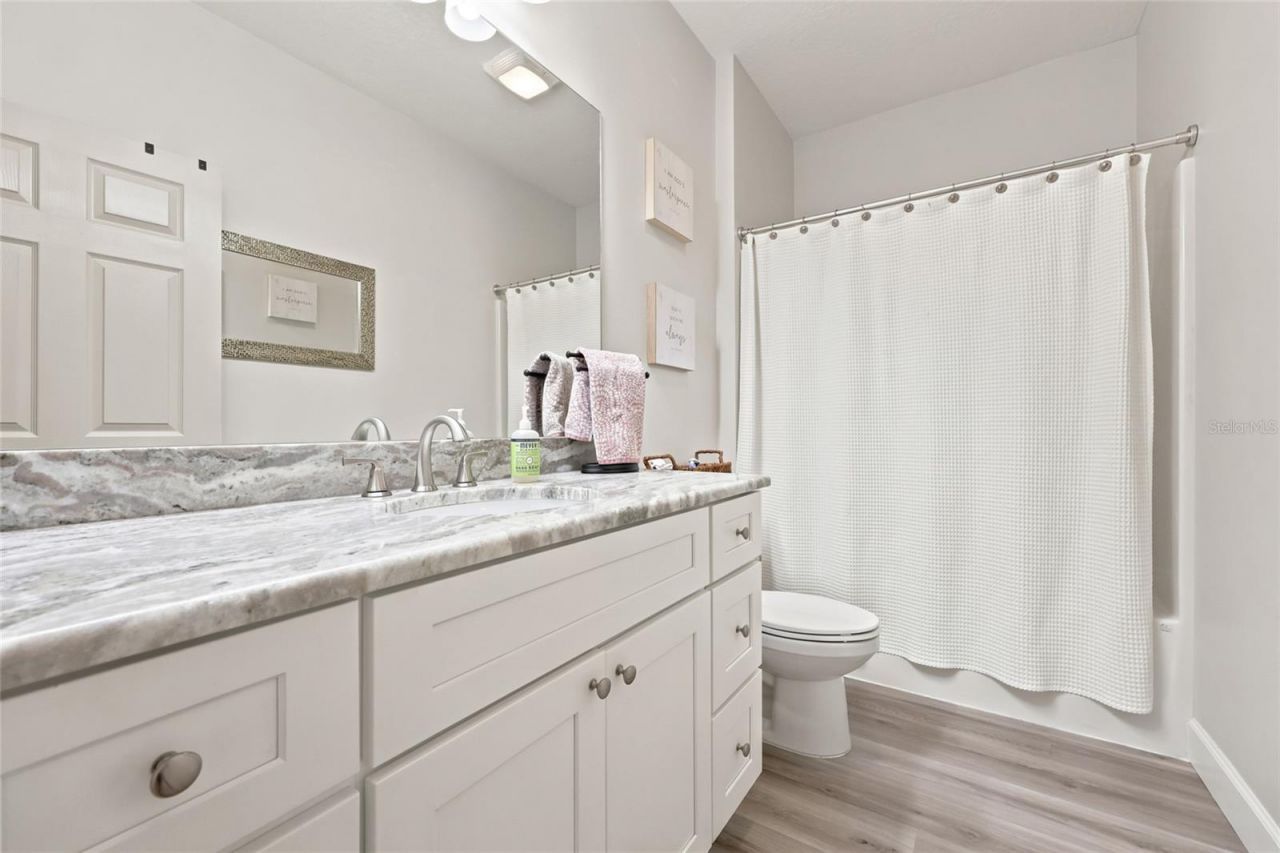 6064 SW County Road 18 , Fort White, FL 32038 Photo