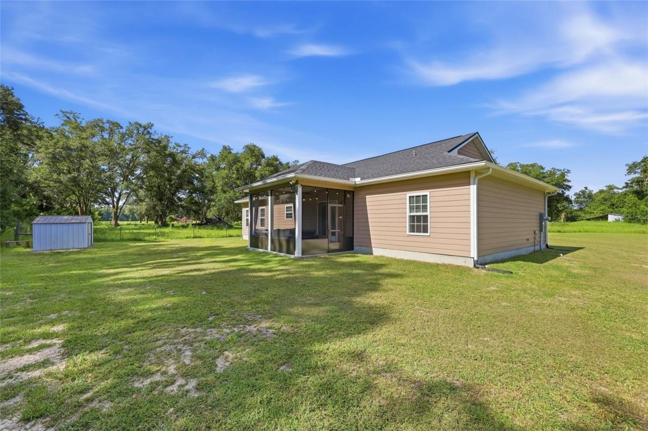6064 SW County Road 18 , Fort White, FL 32038 Photo
