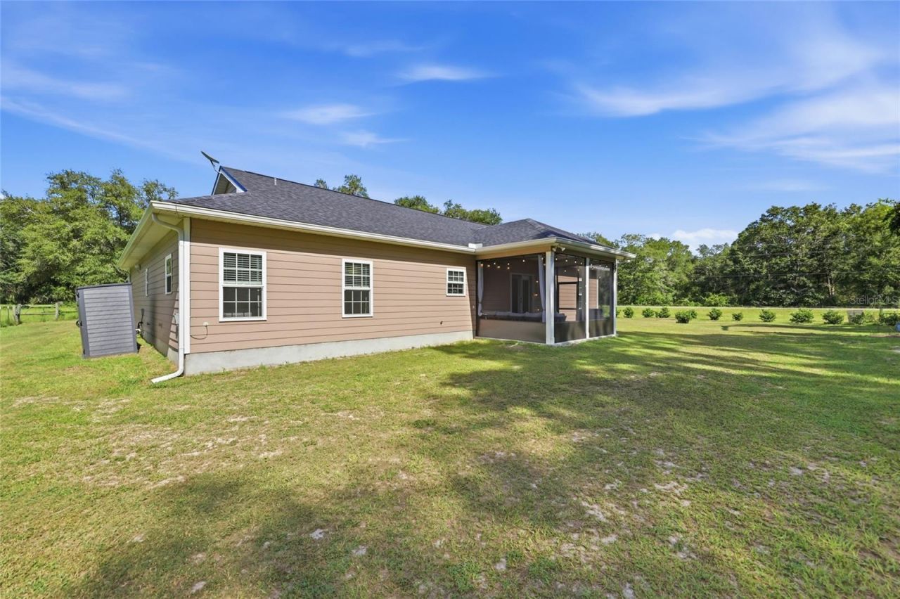 6064 SW County Road 18 , Fort White, FL 32038 Photo