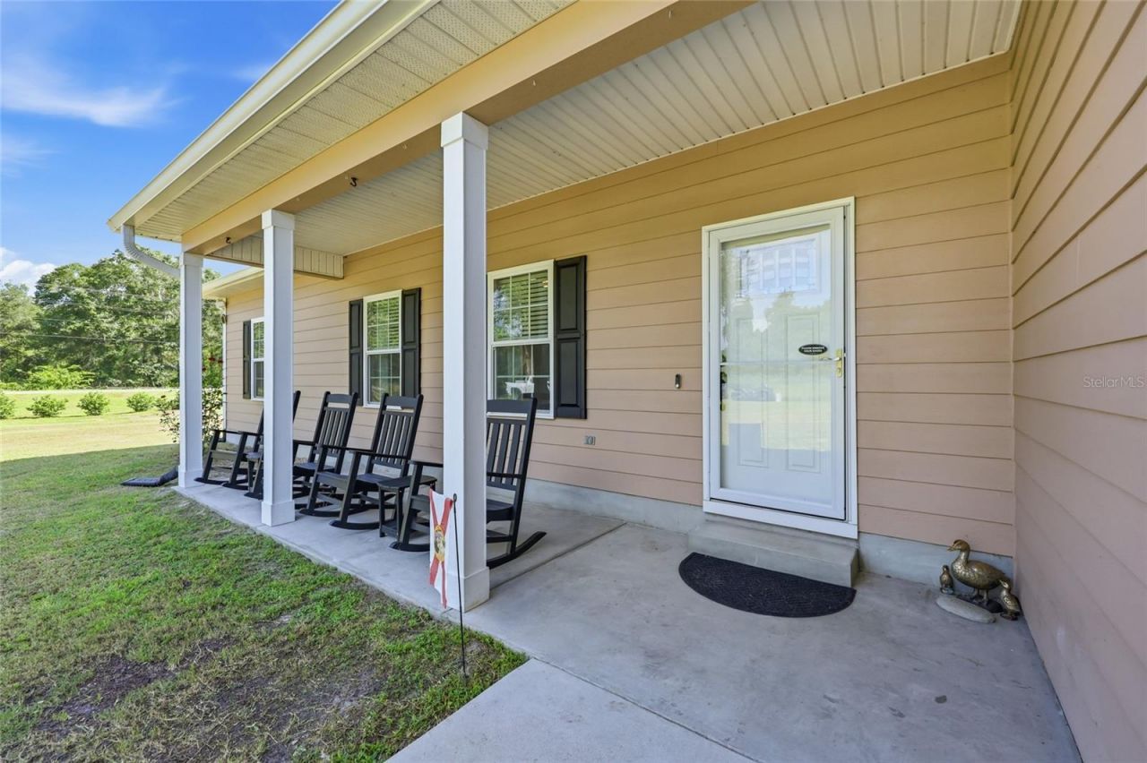 6064 SW County Road 18 , Fort White, FL 32038 Photo