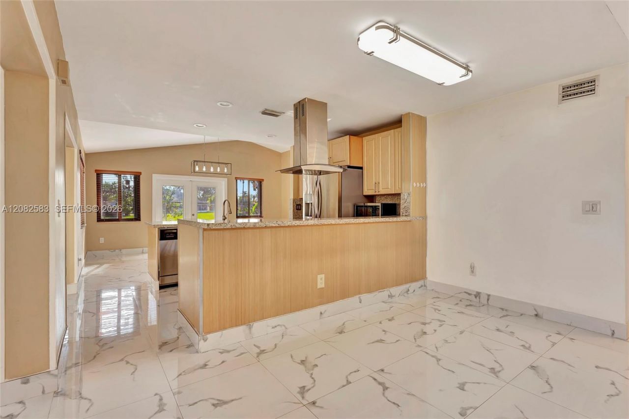 6320 Plymouth Ln , Davie, FL 33331 Photo