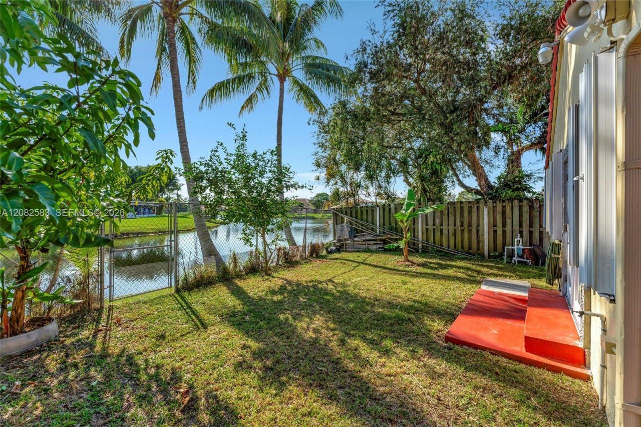 6320 Plymouth Ln , Davie, FL 33331 Photo