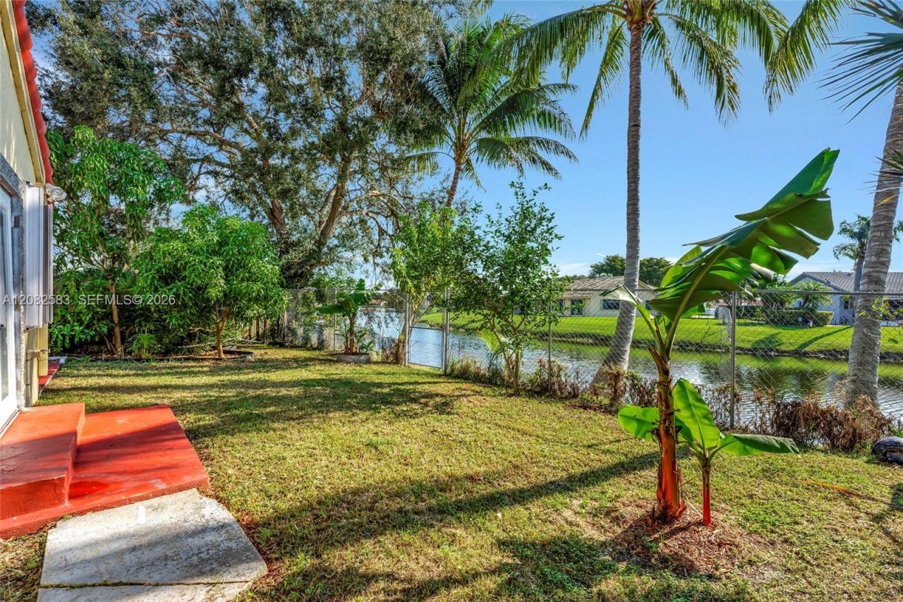 6320 Plymouth Ln , Davie, FL 33331 Photo