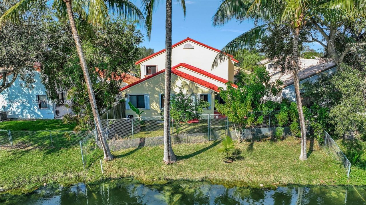 6320 Plymouth Ln , Davie, FL 33331 Photo