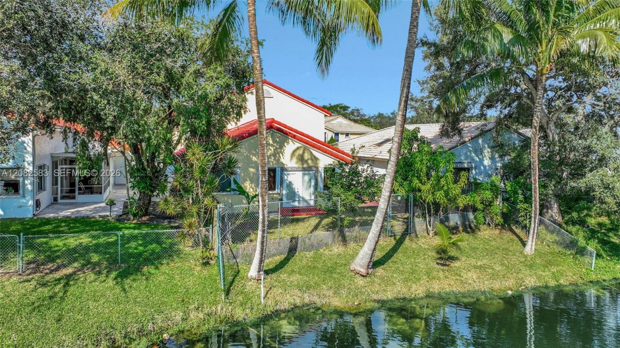 6320 Plymouth Ln , Davie, FL 33331 Photo