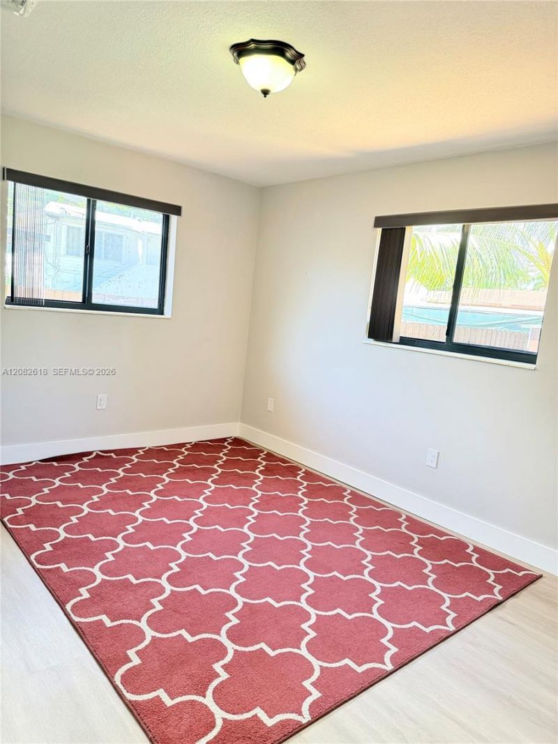 2233 SW 16th St , Miami, FL 33145 Photo