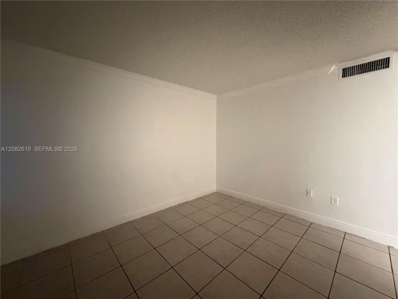 16118 NE 21st Ave , Unit 7, North Miami Beach, FL 33162 Photo