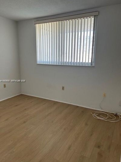 2903 Point East Dr, Unit K611, Aventura, FL 33160 Photo