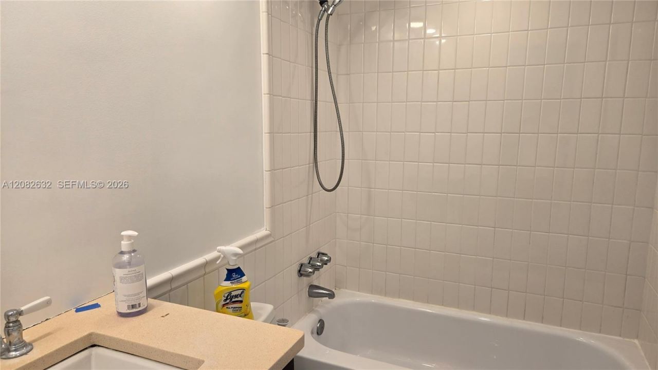 3000 Riomar St , Unit 701, Fort Lauderdale, FL 33304 Photo