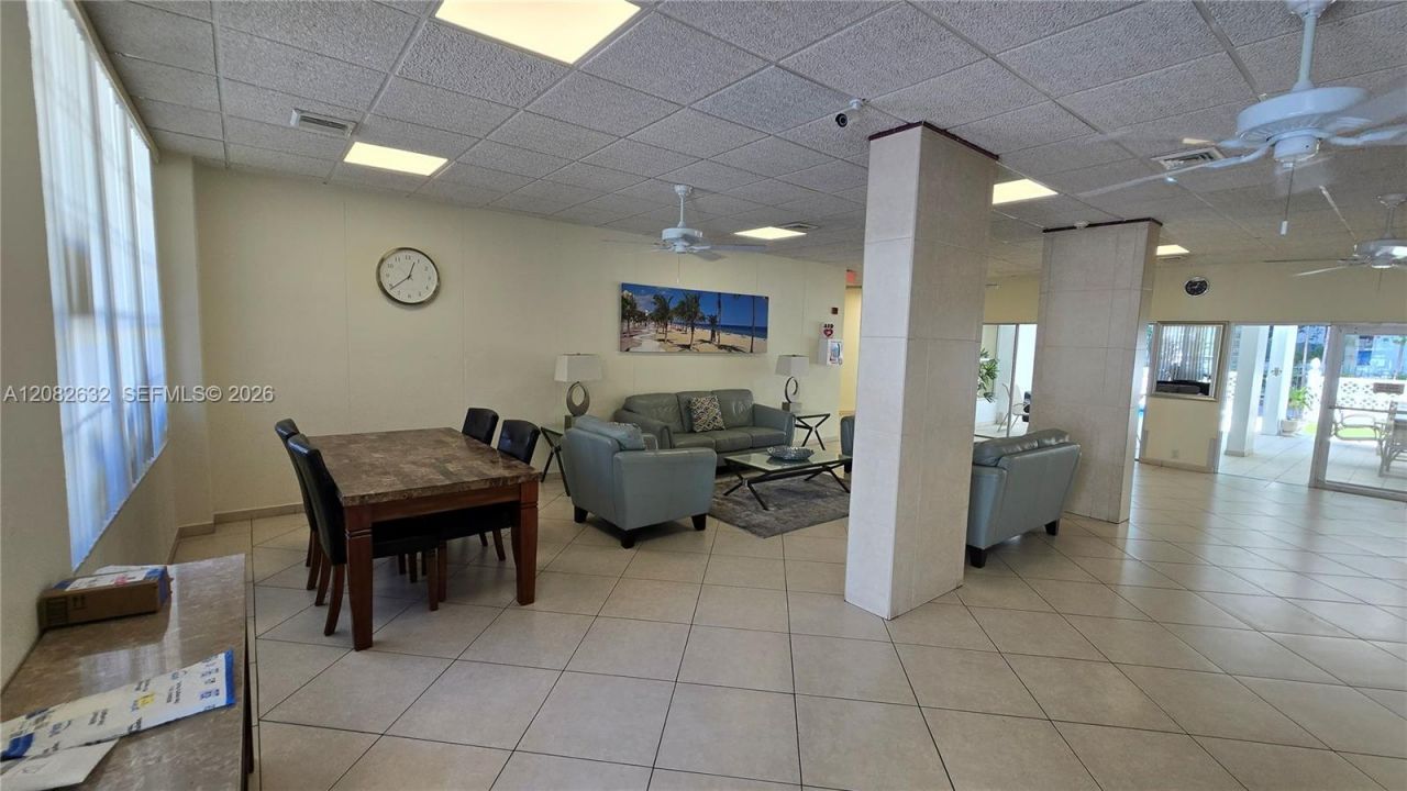 3000 Riomar St , Unit 701, Fort Lauderdale, FL 33304 Photo