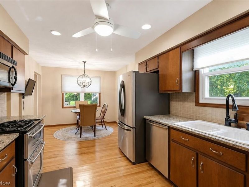 7001 Grafton Road, Valley City, OH 44280 Photo 6