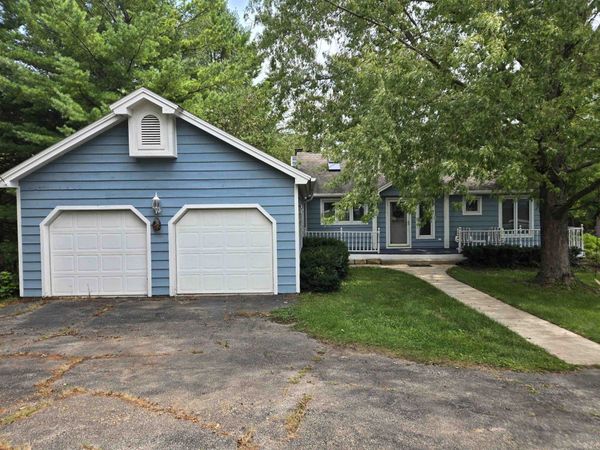 3A66 General Lee Court, APPLE RIVER, IL 61001
