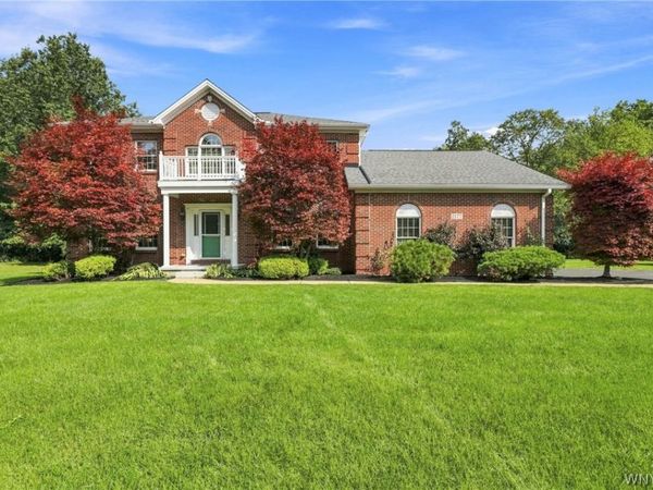 2177 Ferry Road, Grand Island, NY 14072