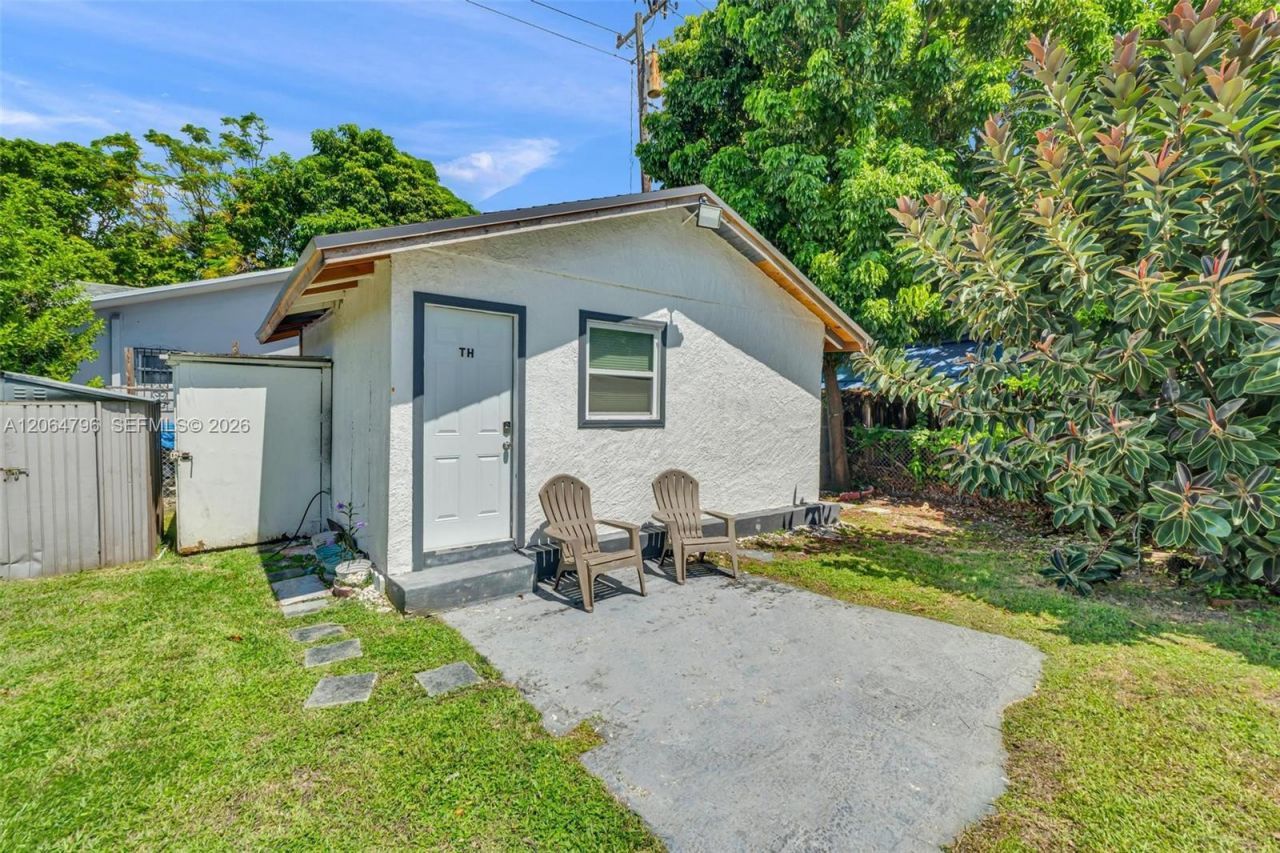2993 SW 16th Ter, Miami, FL 33145 Photo