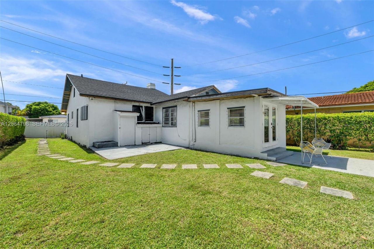 2993 SW 16th Ter, Miami, FL 33145 Photo