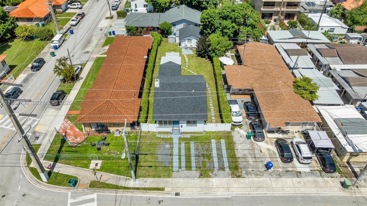 2993 SW 16th Ter, Miami, FL 33145 Photo