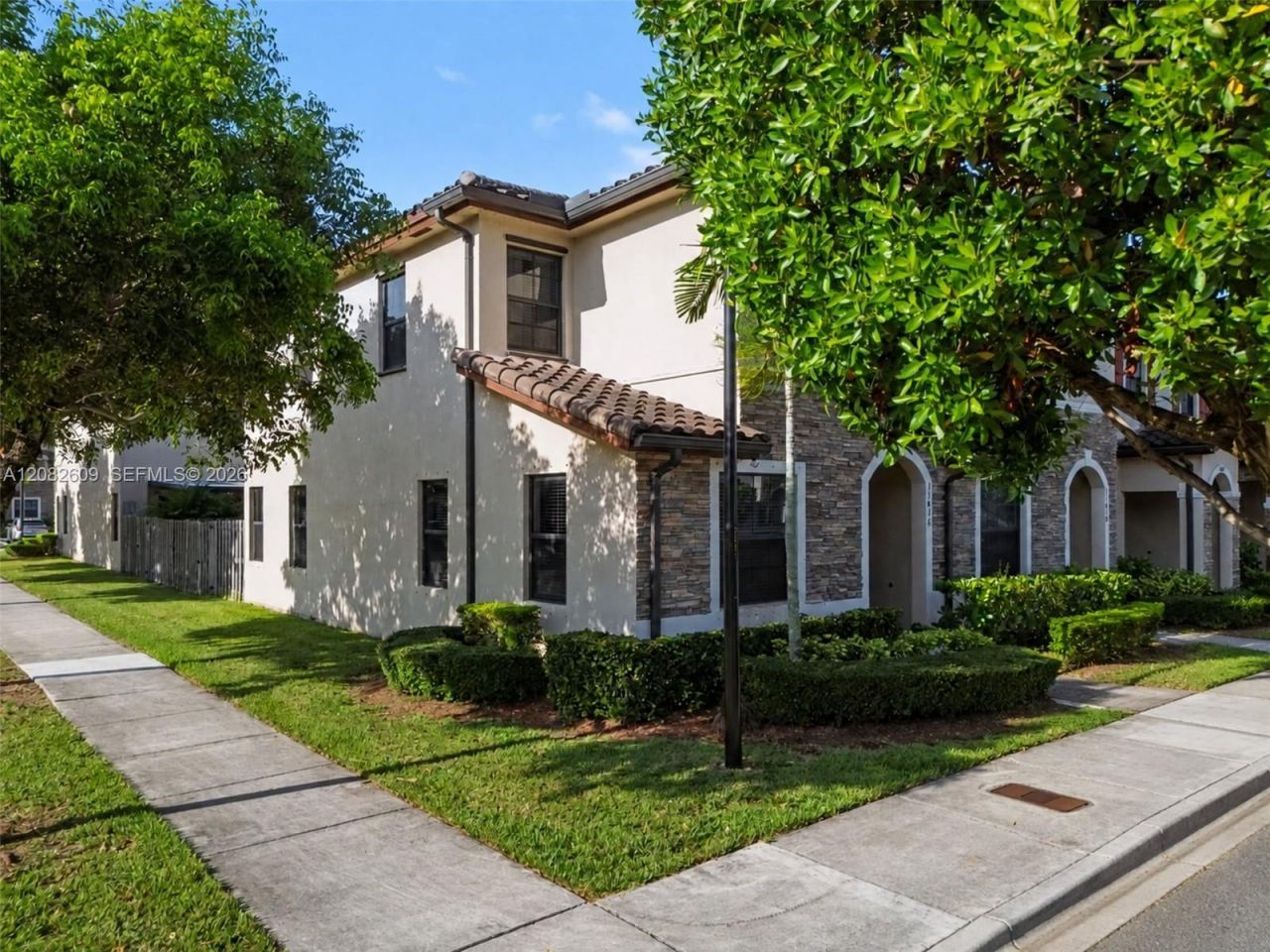 11416 SW 248th Ter, Homestead, FL 33032 Photo