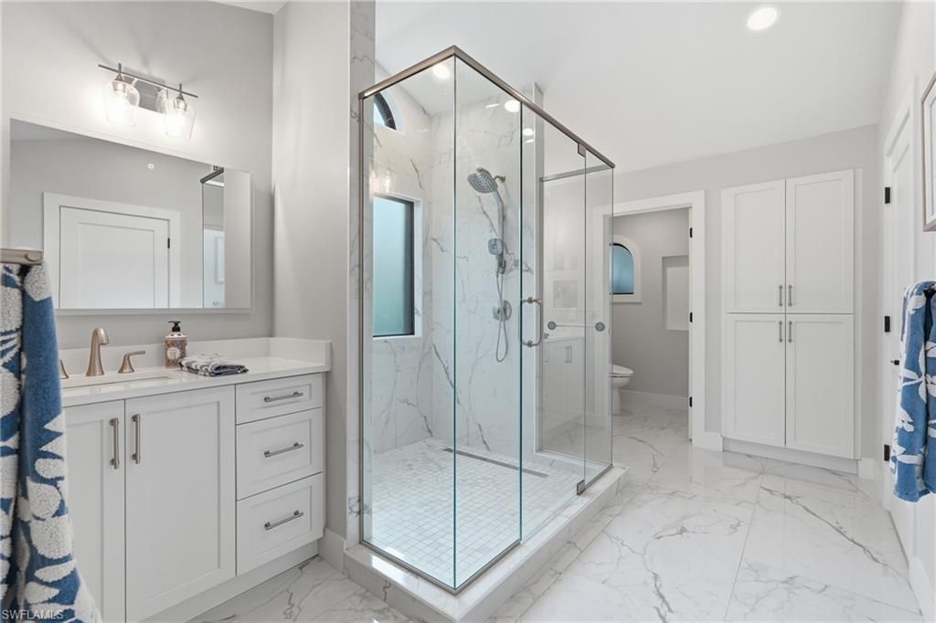 11532 Longshore Way W, Naples, FL 34119 Photo