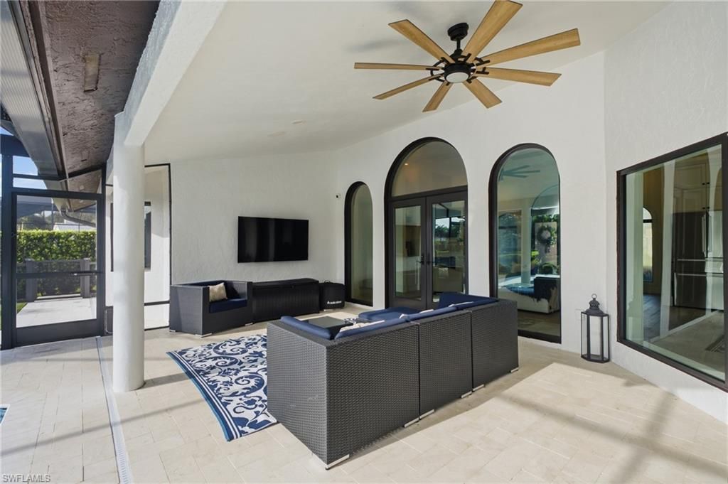 11532 Longshore Way W, Naples, FL 34119 Photo