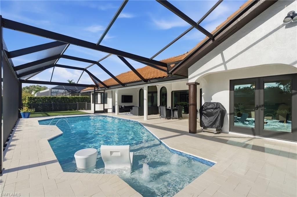 11532 Longshore Way W, Naples, FL 34119 Photo